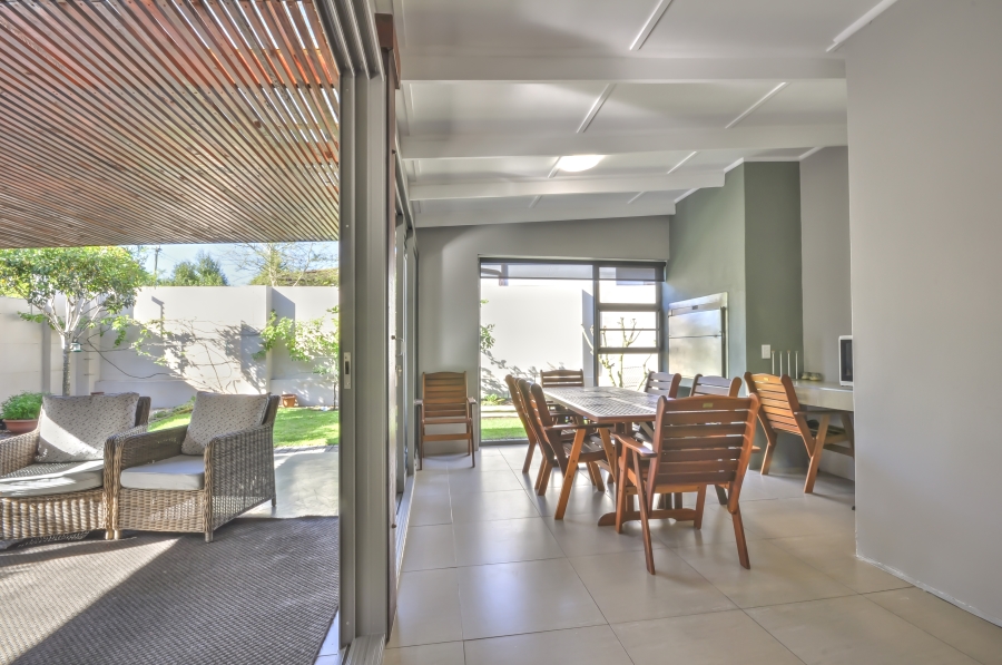 4 Bedroom Property for Sale in Earls Court Lifestyle Estate Western Cape